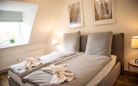 Wohnung Fuer 4 Gaeste In Laatzen Messe- Und Citynah